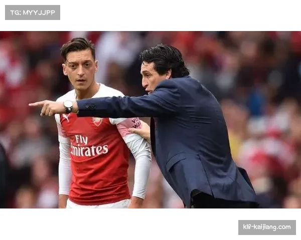 阿森纳逆转背后的战术创新与顽强斗志解析