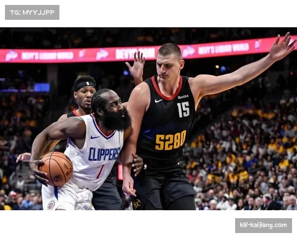 快船跌至西部第13位 季后赛前景堪忧需重振球队士气